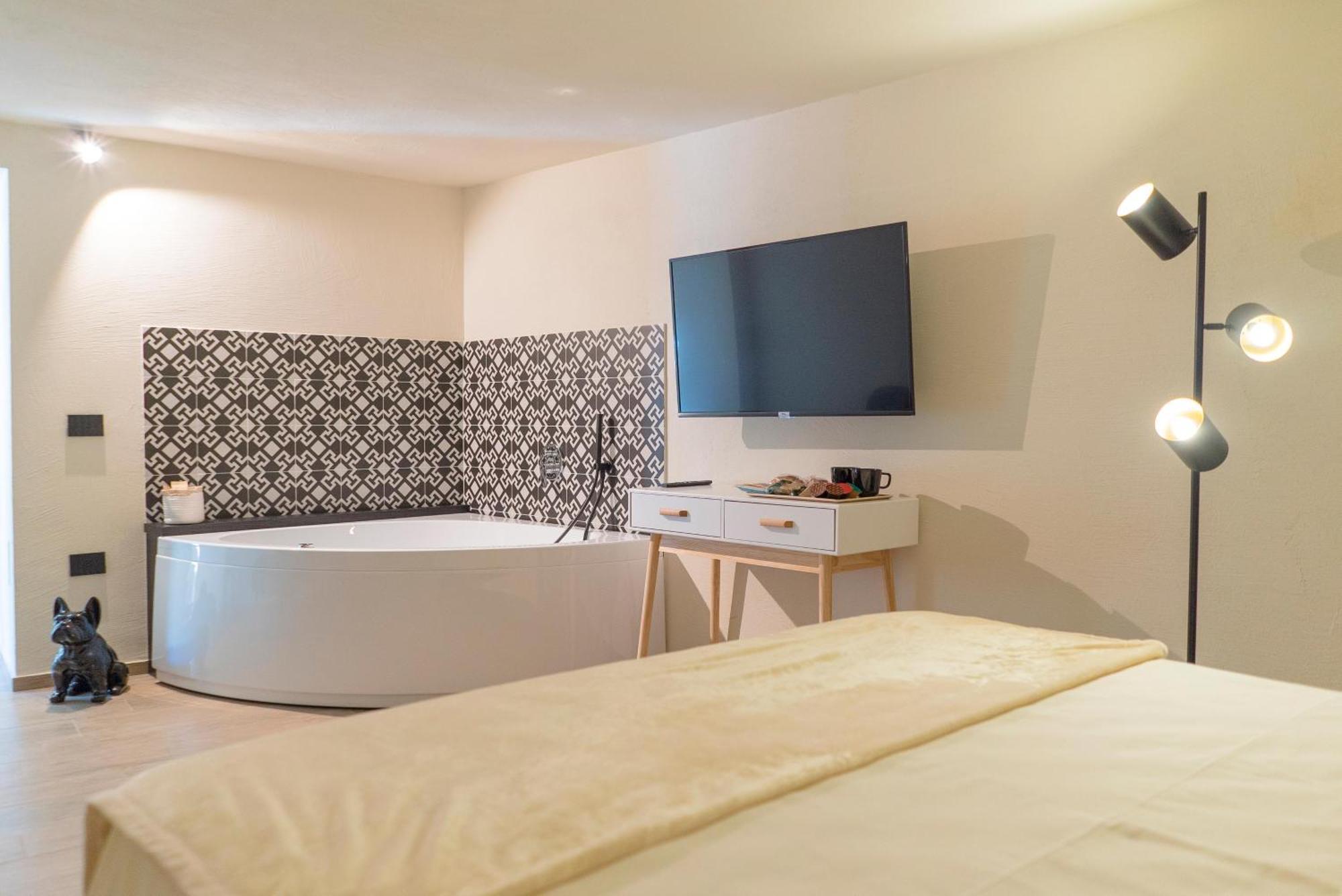 Tesoro Nascosto B&B Салерно Номер фото